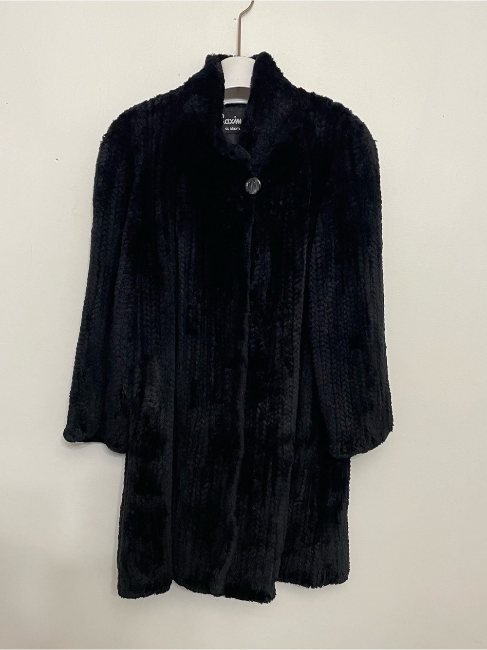 Maximilian Bloomingdale's Black Faux Fur Coat M Soft Plush Elegant